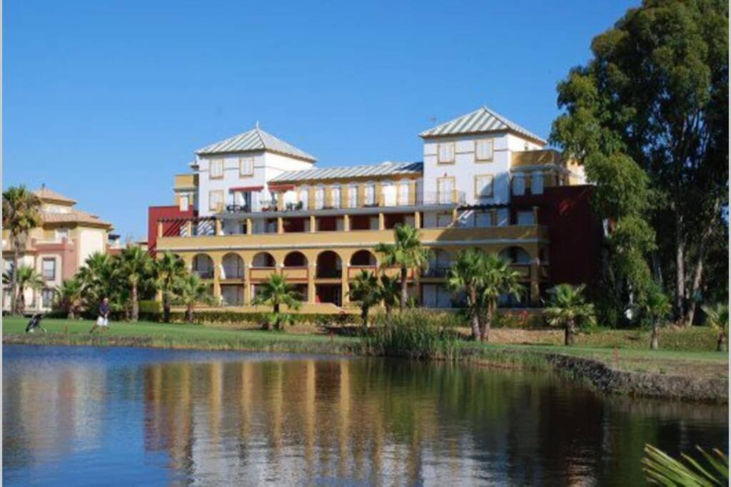 Apartamento T2, Urbanizacao Golf, Isla Canela Huelva Esterno foto